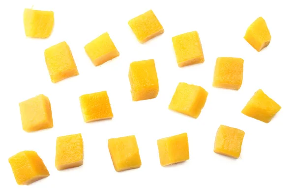mango dilim beyaz arka plan üzerinde izole. sağlıklı gıda. üstten görünüm