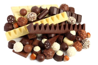 çikolata şekerleme şeker karışımı izole beyaz arka plan üzerinde