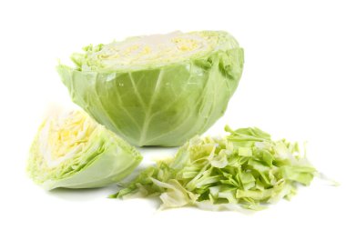 yeşil lahana beyaz arka plan üzerinde izole. sağlıklı gıda