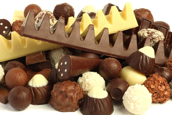 Mistura Doces Chocolate Doces Isolados Fundo Branco — Fotografia de Stock