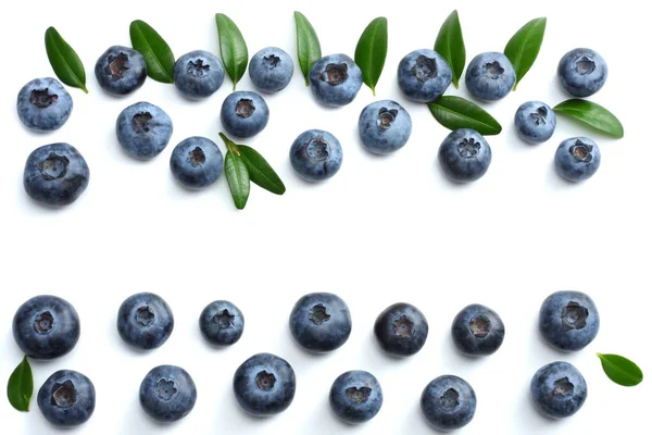 Blaubeeren Isoliert Auf Weißem Hintergrund Ansicht Von Oben — Stockfoto