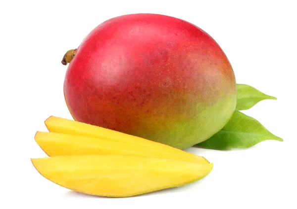 Mango Med Skiver Grønne Blade Isoleret Hvid Baggrund Sund Mad - Stock-foto