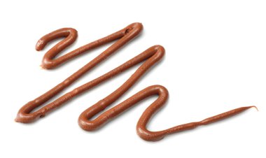 beyaz bir arka plan üzerinde izole sütlü çikolata sosu