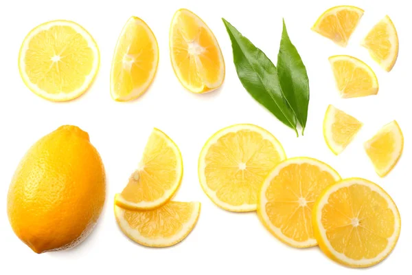 Comida Saludable Limón Rodajas Con Hoja Verde Aislada Sobre Fondo — Foto de Stock