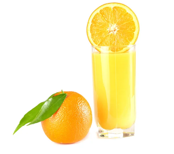 Jus Orange Avec Feuille Orange Verte Isolée Sur Fond Blanc — Photo