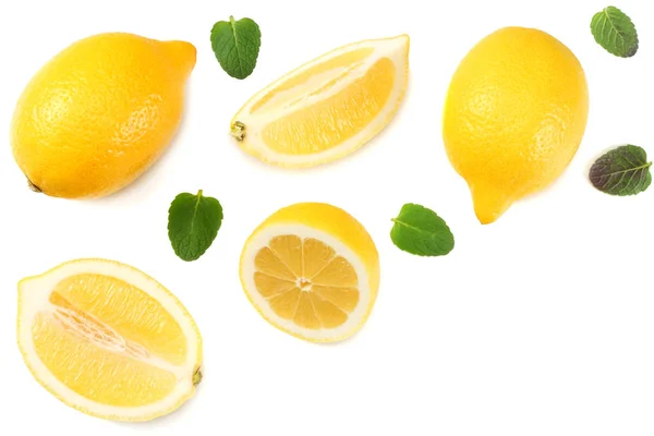 Cibo Sano Limone Affettato Con Foglia Verde Isolato Sfondo Bianco — Foto Stock