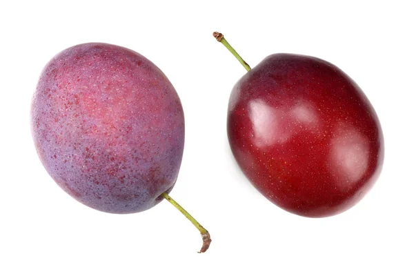 Fruta Fresca Ciruela Con Rodajas Ciruela Cortadas Aisladas Sobre Fondo — Foto de Stock