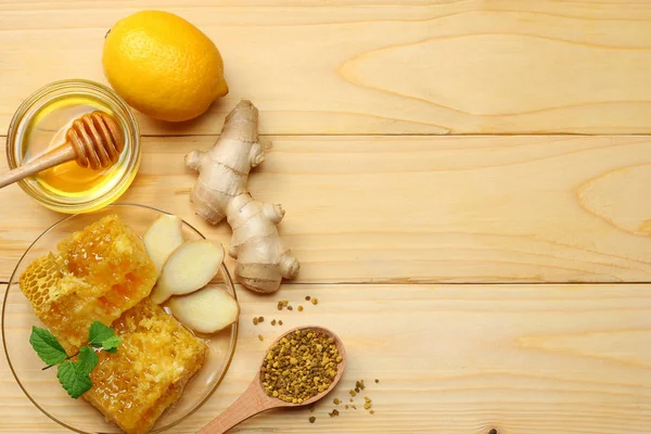Healthy Background Honey Honeycomb Lemon Tea Ginger White Wooden Table — Stock Photo, Image