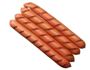 Izgara sosisler beyaz arka planda izole edilmiş. 