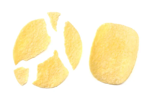 Grupo de batatas fritas isoladas sobre fundo branco — Fotografia de Stock