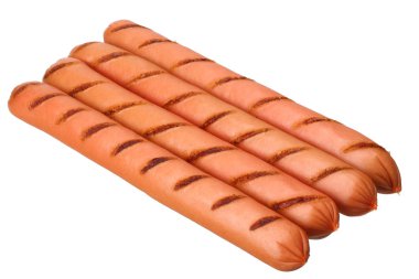 Izgara sosisler beyaz arka planda izole edilmiş. 