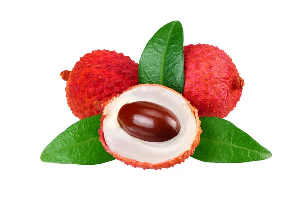 Färsk litchi med blad isolerade på vit bakgrund — Stockfoto