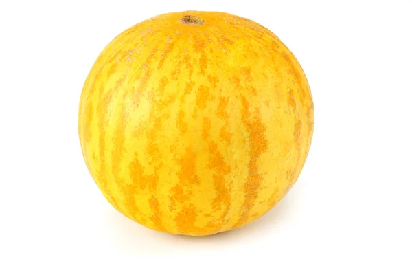 Melon na białym tle. świeży melon — Zdjęcie stockowe