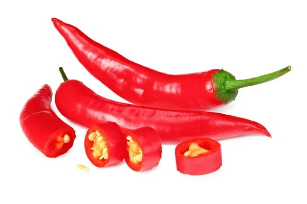Gesneden Rode Hete Chili Pepers Geïsoleerd Witte Achtergrond — Stockfoto