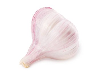 Beyaz arka planda izole edilmiş sarımsak. tam alan derinliği