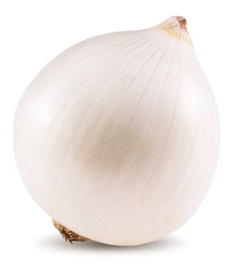 Beyaz arka planda izole edilmiş beyaz soğan. Kesme yolu. tam alan derinliği