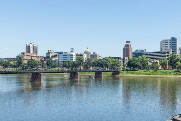 Skyline Van Harrisburg Pennsylvania Van Het Eiland Van Stad Uit — Stockfoto