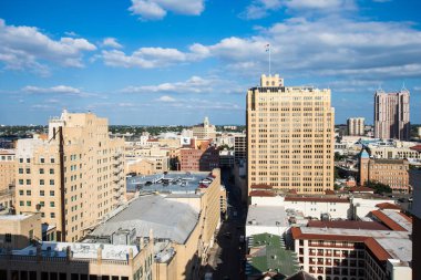 Doğu karşı karşıya hava Cityscape Downtown San Antonio, Teksas..