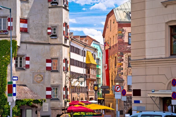 Rua Histórica Innsbruck Vista Cidade Alpina Tirol Região Áustria — Fotografia de Stock