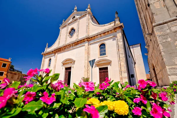 Stad Van Vodnjan Kerk Weergave Istrië Regio Van Kroatië — Stockfoto