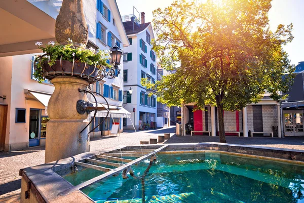 Zürich Brunnen Und Strassenblick Grösste Stadt Der Schweiz — Stockfoto