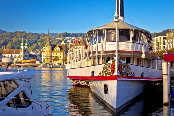 Luzern Waterfront Steamboat Och Arkitektur Visa Sevärdheter Schweiz — Stockfoto