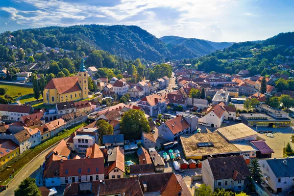 Samobor Stadsgezicht Omliggende Heuvels Luchtfoto Noorden Van Kroatië — Stockfoto