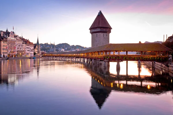 Kapelbrucke Lucerne Pemandangan Fajar Terkenal Swiss Tengara Terkenal Dari Swiss — Stok Foto