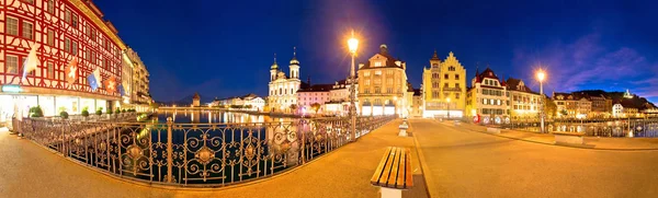 Vista Panorámica Nocturna Luzern Los Monumentos Famosos Río Reuss Suiza — Foto de Stock