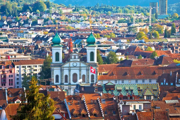 Sviçre Luzern Kilisesi Çatı Manzarası Alpler Göller — Stok fotoğraf