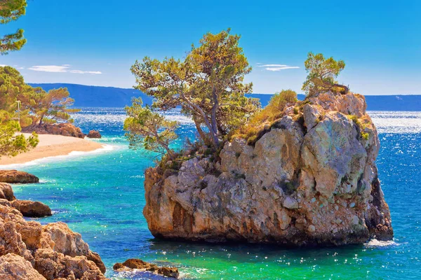 Idylliczna Wysepka Plaży Punta Rata Brela Riwiera Makarska Dalmacji Chorwacja — Zdjęcie stockowe