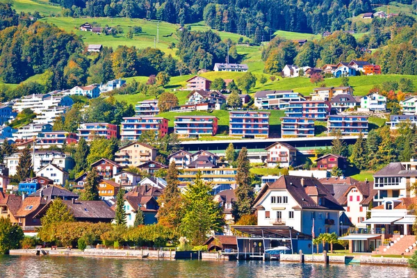 Современная Швейцарская Деревня Берегу Озера Озеро Люцерн Центральной Швейцарии — стоковое фото