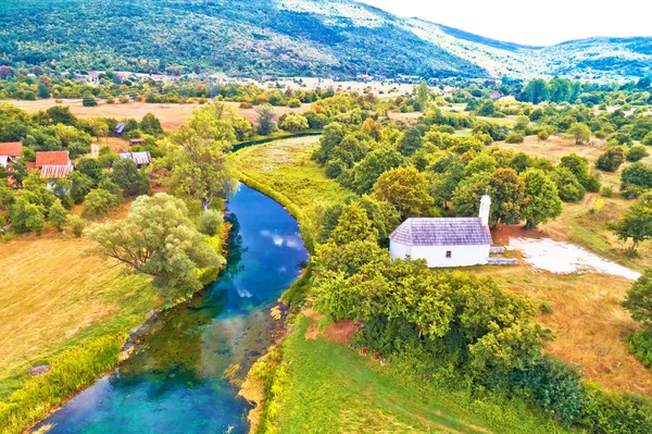 Iglesia Piedra Junto Río Gacka Vista Aérea Región Lika Croacia — Foto de Stock