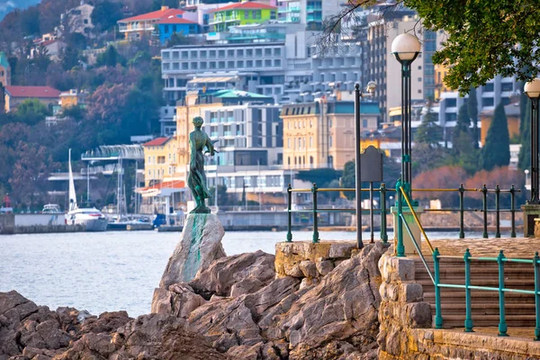 Οπατία Κόλπο Άγαλμα Και Προκυμαία Θέα Περιοχή Kvarner Της Κροατίας — Φωτογραφία Αρχείου