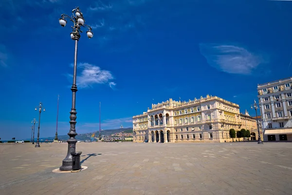 Piazza Unita d Italia square in Trieste view — Stock Photo, Image