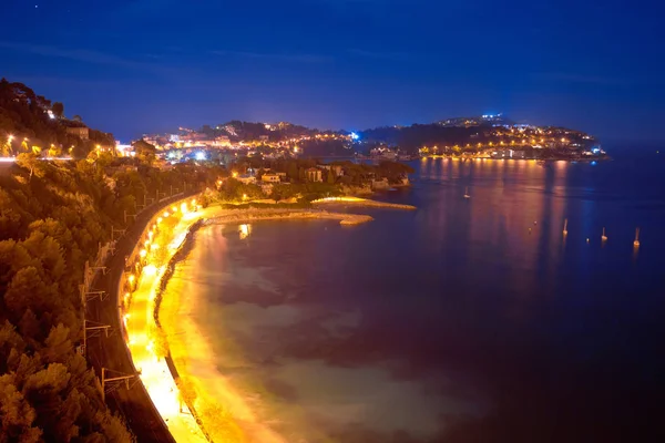 Cap Ferrat Peninsula vista noturna de Villefranche sul Mer — Fotografia de Stock