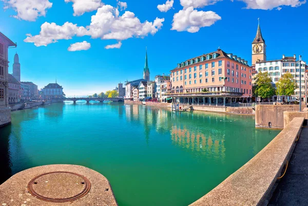 Rzeka Zurych i Limmat nabrzeże kolorowe panorama — Zdjęcie stockowe