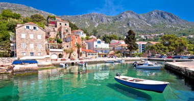 Dubrovnik takımadası manzaralı Idyllic köyü Mlini