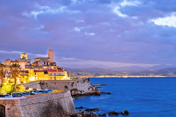 Antibes historic old town seafront and landmarks dawn view — Stock Photo, Image