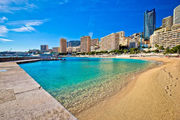 Les plages Skyline und smaragdgrüner Strand — Stockfoto