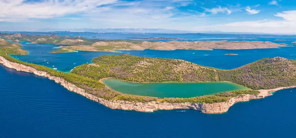 Telascica nature park and green Mir lake on Dugi Otok island aer — Stock Photo, Image