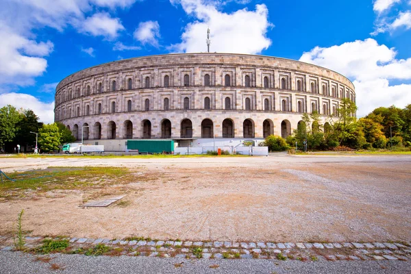 Reich Kongresshalle (sala congressi) e il centro di documentazione — Foto Stock