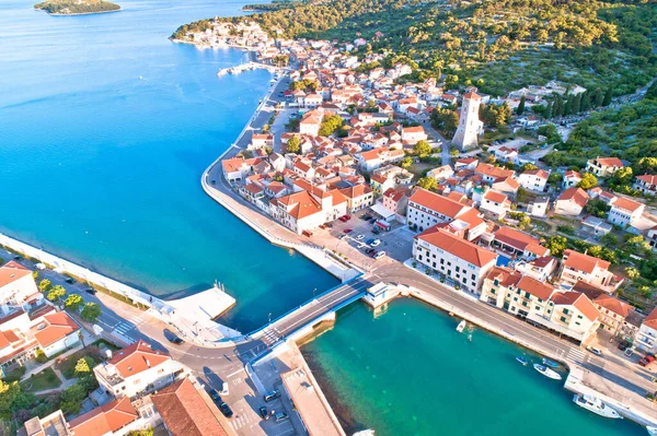 Cidade Costeira Tisno Vista Panorâmica Aérea Ponte Para Ilha Murter — Fotografia de Stock