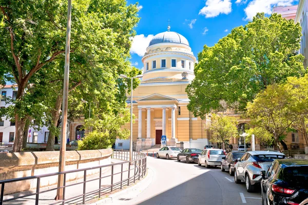 Πανεπιστήμιο Ζαντάρ Ιστορικό Κτίριο Του Πανεπιστημίου Zadar Θέα Στο Καταπράσινο — Φωτογραφία Αρχείου