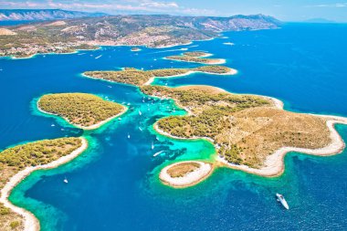 Pzekeni otoci yat durağı takımada havası, Hvar adası, Hırvatistan 'ın Dalmaçya bölgesi