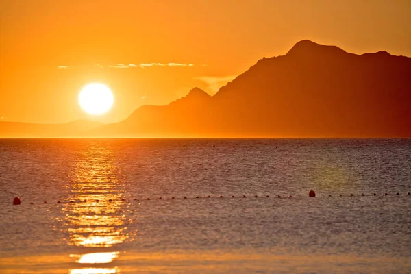 Riwiera Makarska Idylliczny Zachód Słońca Biokovo Widok Góry Dalmacja Region — Zdjęcie stockowe