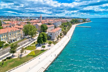 Hırvatistan 'ın Dalmaçya bölgesindeki Zadar liman kenti panoramik manzara, turizm beldesi