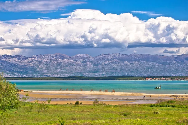 Incredibile Mare Paesaggio Montano Vicino Nin Città Nella Regione Dalmazia — Foto Stock