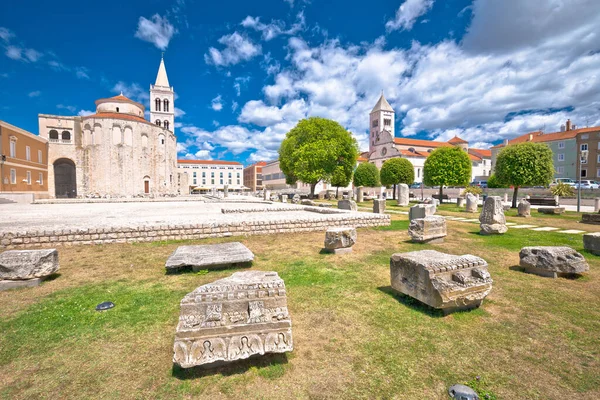 Zadar Artefatos Romanos Históricos Praça Form Região Dalmácia Croácia — Fotografia de Stock