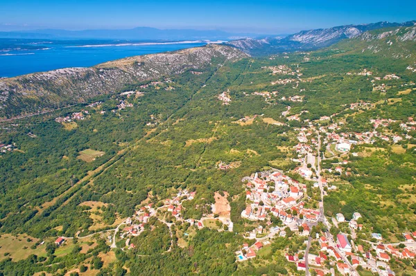 ヴィノドル渓谷とブリビルの町航空ビュー クロアチアのクヴァルネル地域 — ストック写真